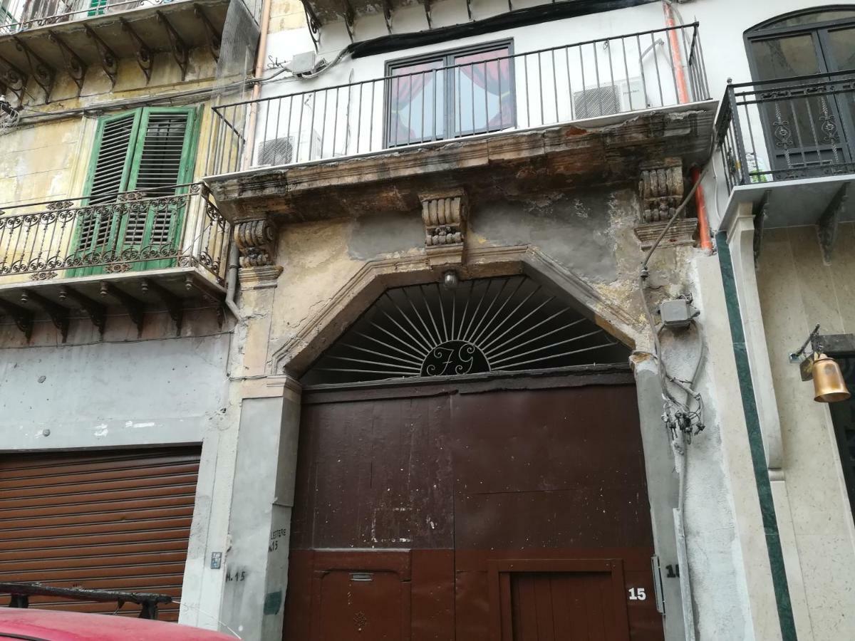 Casa In Palazzo Graffeo Sven Apartamento Palermo Exterior foto